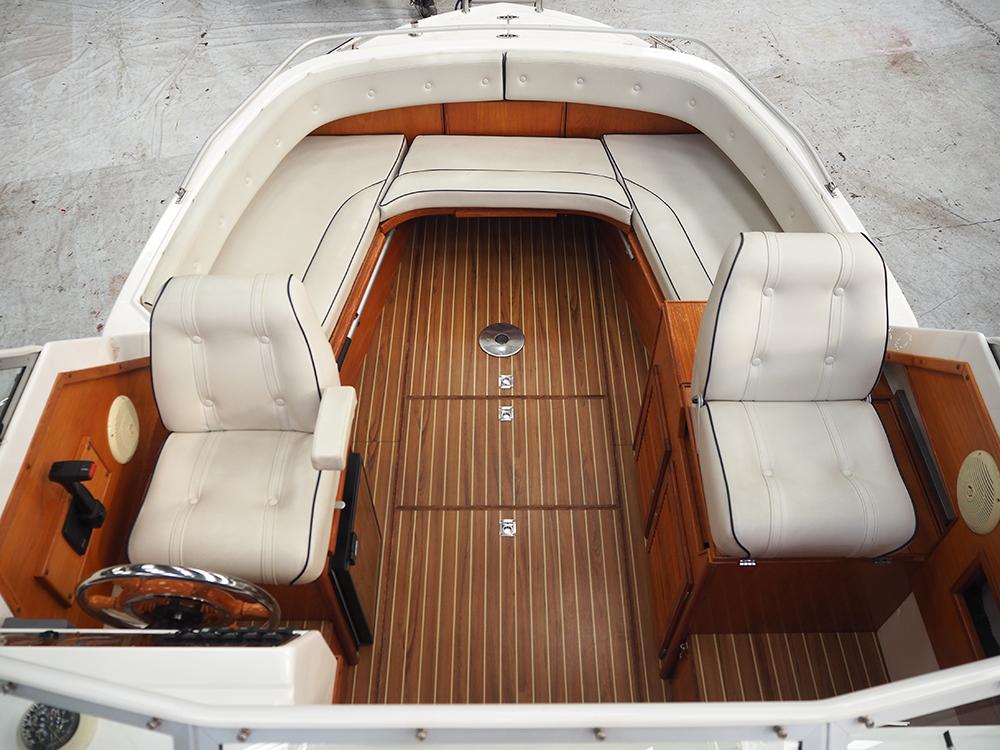 Stuurhuis, Accommodatie